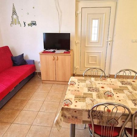 Apartment Hrzina Krk Town Eksteriør billede