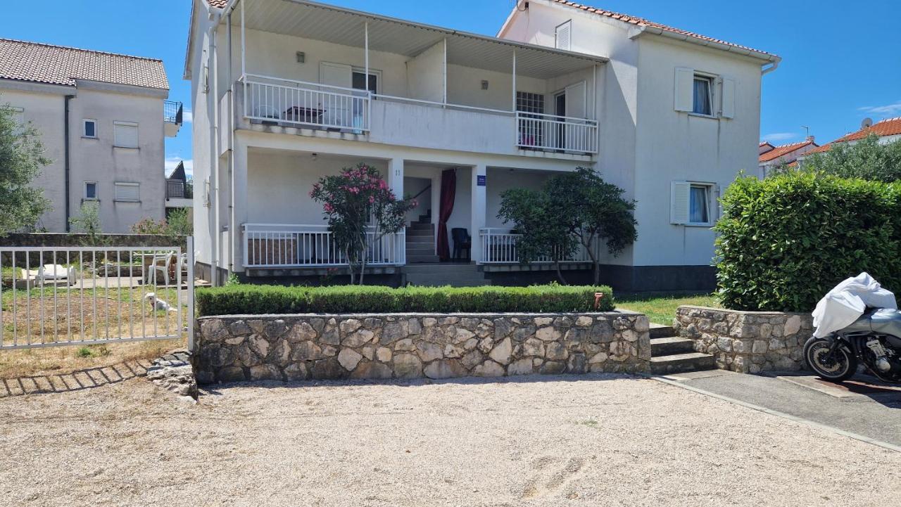 Apartment Hrzina Krk Town Eksteriør billede